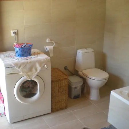 Gedigio 度假居 Petalídhion